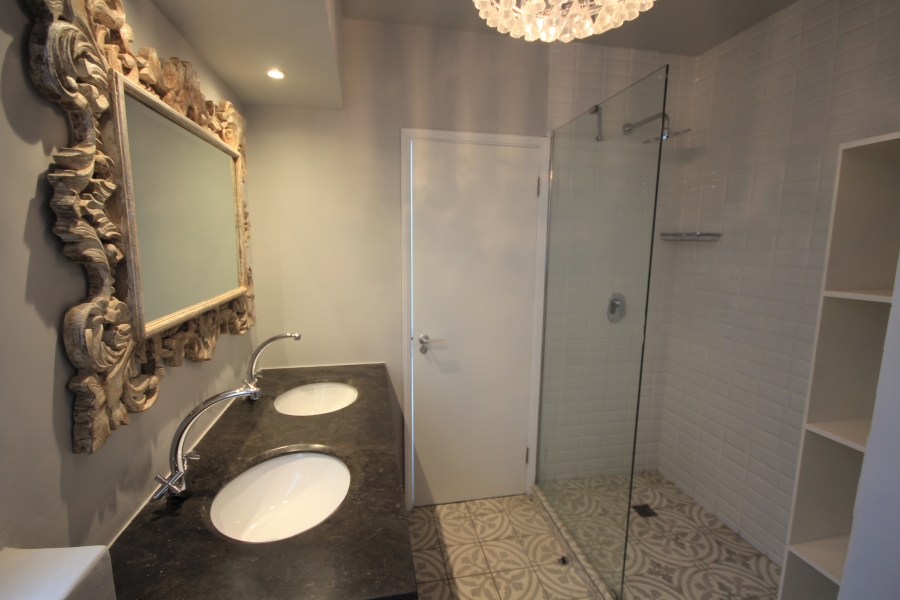 To Let 2 Bedroom Property for Rent in Sea Point Western Cape